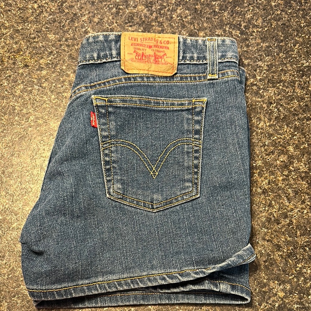 Levi's shorts